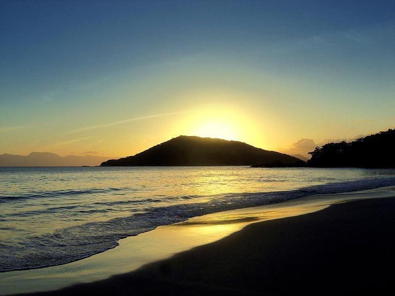 Apartamento Itagua Appartement Ubatuba Buitenkant foto